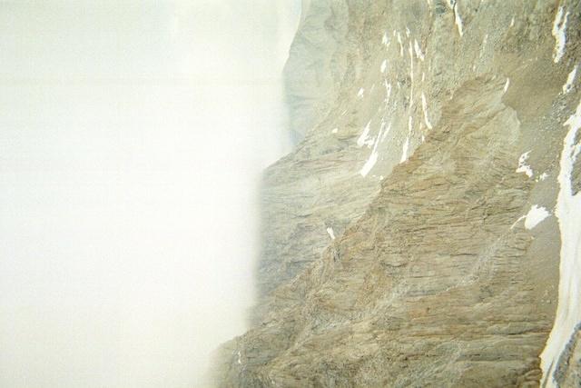 a022_17a.jpg