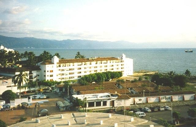 22April005.jpg