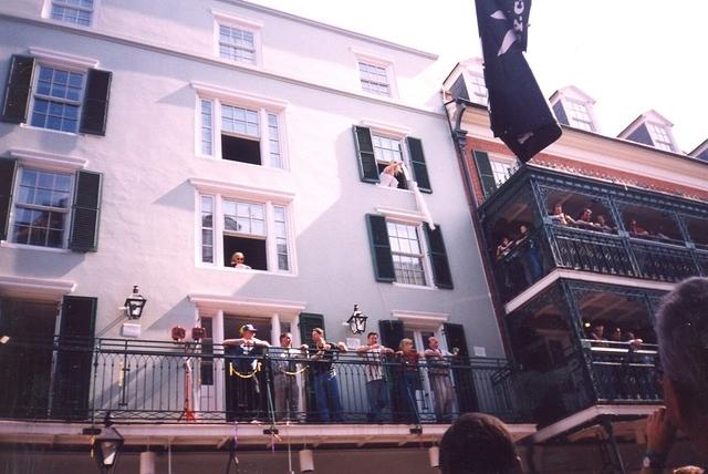 08April031.jpg