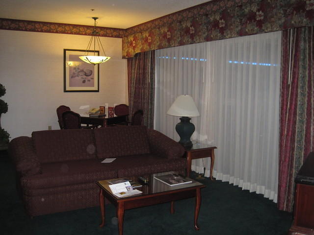 The room we never got to enjoy because Carrie slept and Mickey gambled until 5 am.