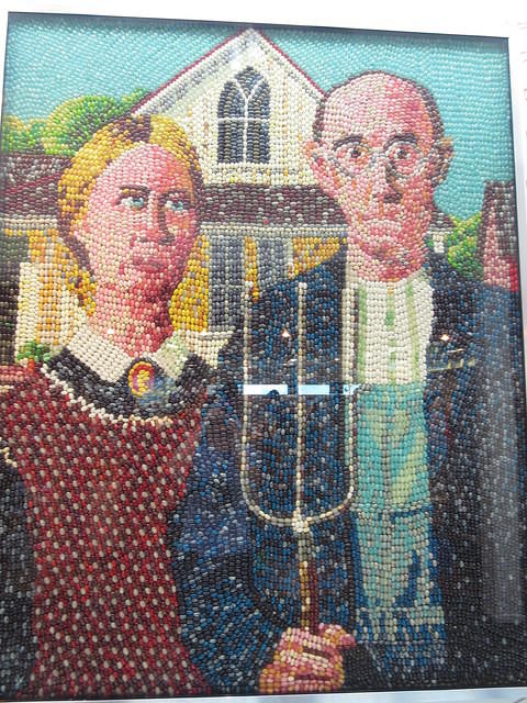 More Jelly Belly art - quite amazing