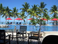 restaurant and pool