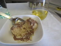 caramel spiced apple ice cream and Cloudy Bay desert wine