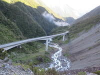 Great engineering of this bridge through this steep valley.