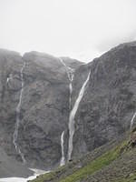 We saw sooo many waterfalls on the road to Milford Sound.