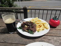 Lunch and a beer at the Pig and Whistle