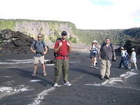 Hiking across the Kiluea Crater